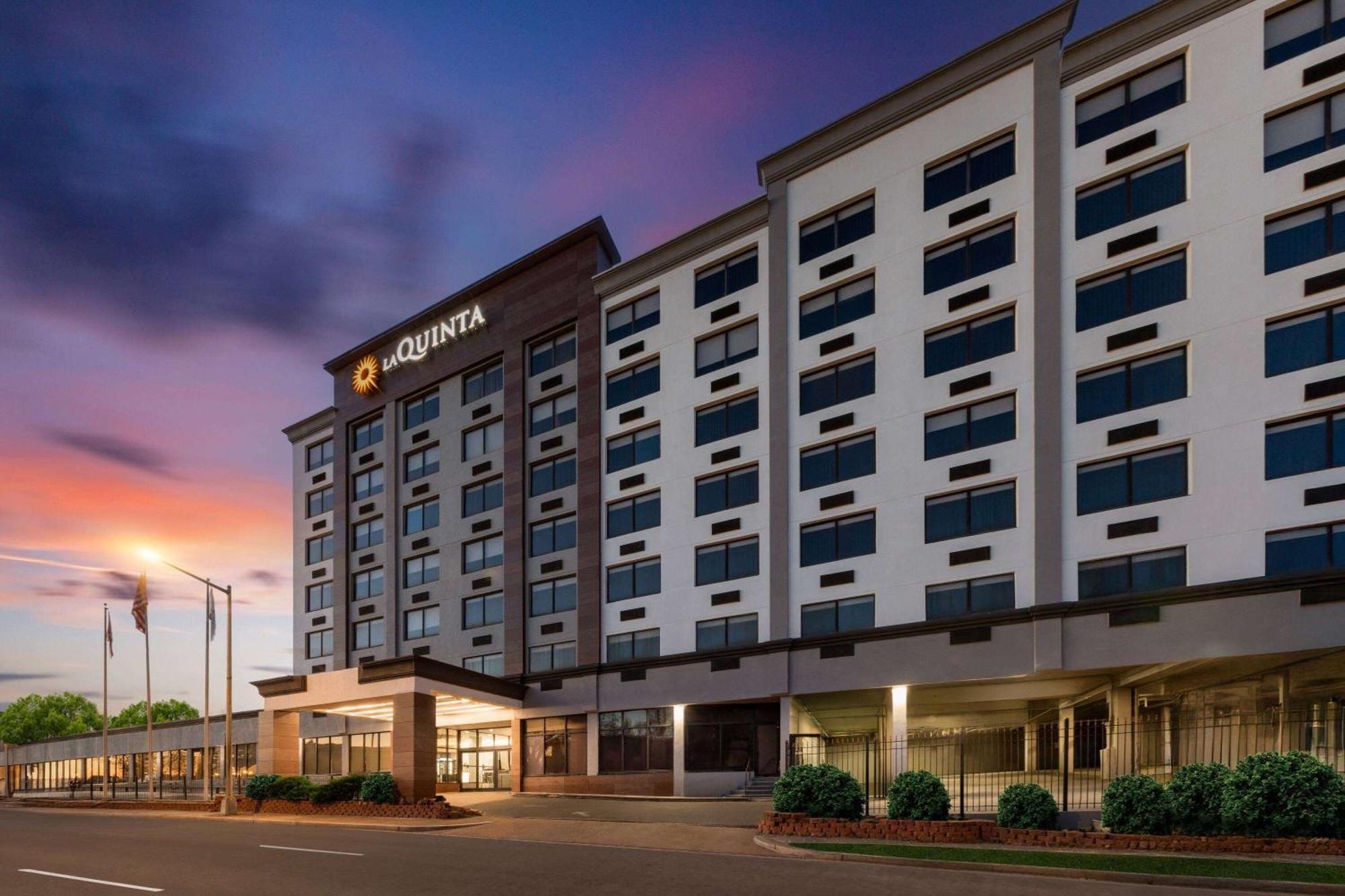 La Quinta Inn & Suites By La Quinta Inn & Suites By Wyndham Washington Dc Noma Екстериор снимка