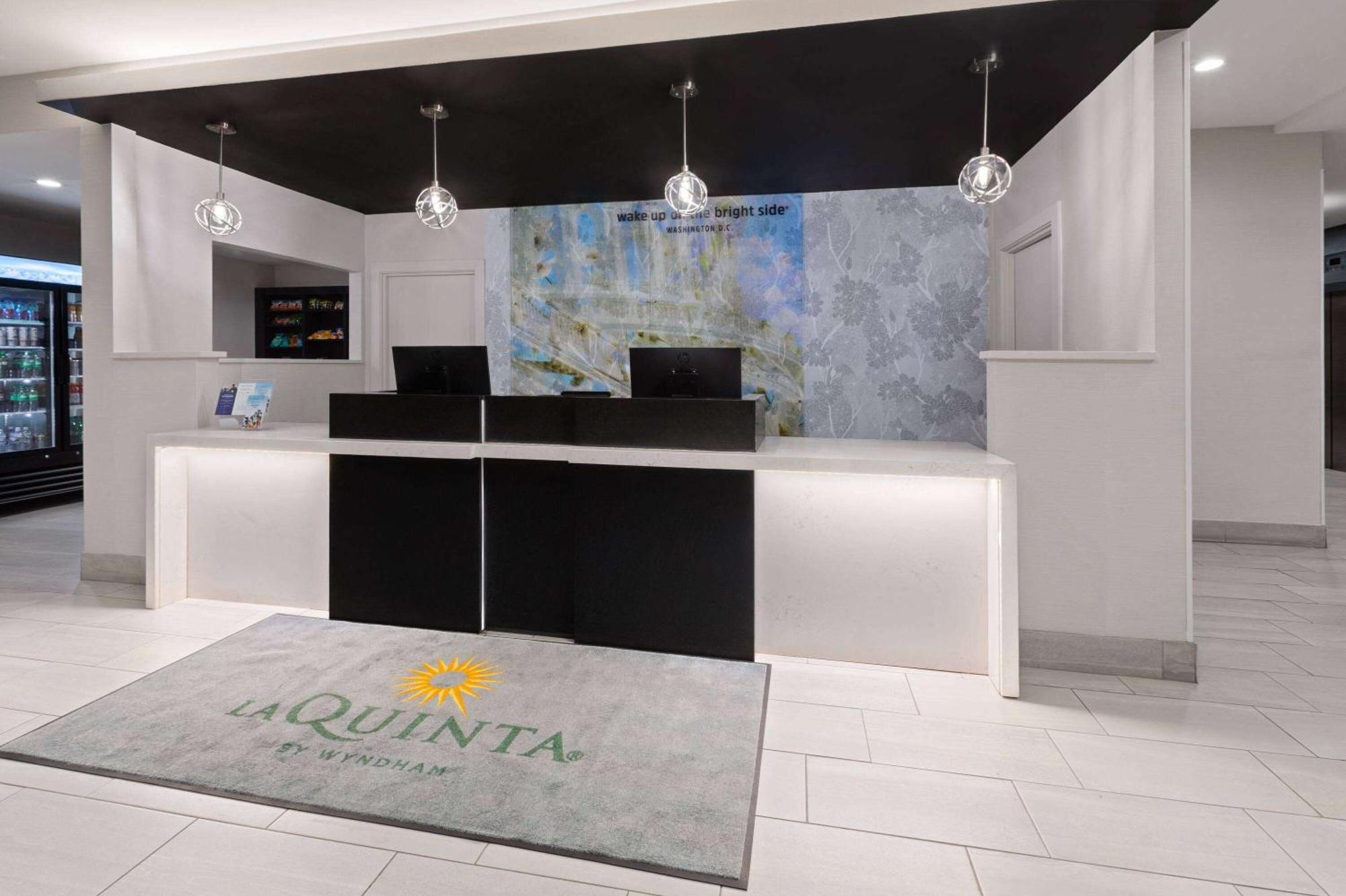 La Quinta Inn & Suites By La Quinta Inn & Suites By Wyndham Washington Dc Noma Екстериор снимка
