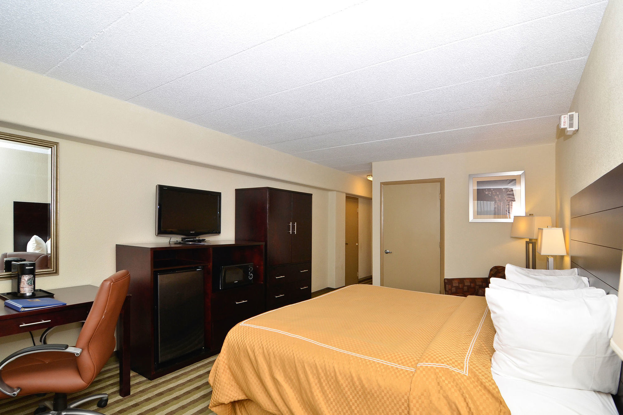 La Quinta Inn & Suites By La Quinta Inn & Suites By Wyndham Washington Dc Noma Стая снимка
